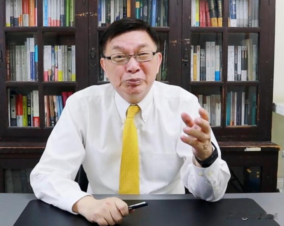 苑举正说得好，当年佩洛西窜台，海峡中线没了，如今133舰队过航横当水道，直接“切