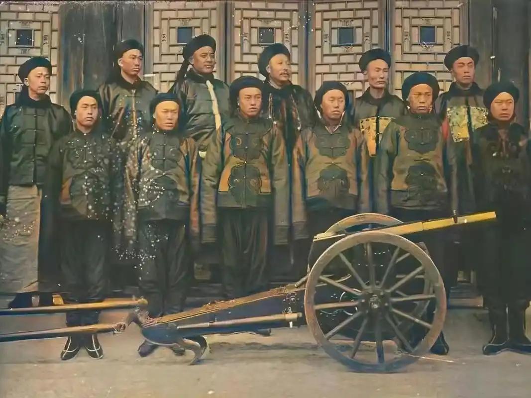 一场甲午之战，清军整个战役当中打出的炮弹可以媲美普法战争使用量，射出去的子弹数量