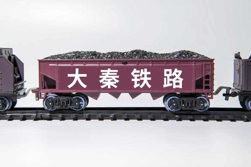 大秦铁路、民生银行、三峡能源、国电电力跌惨了，下一步咋办？股价下跌时的恐慌，