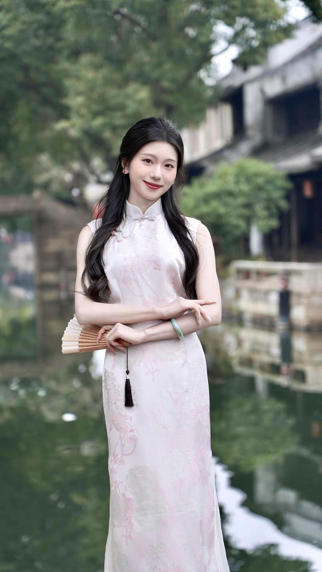 “花踌躇柳轻叹敢问情何以堪”旗袍东方美学新中式旗袍一眼春和景明国风古韵