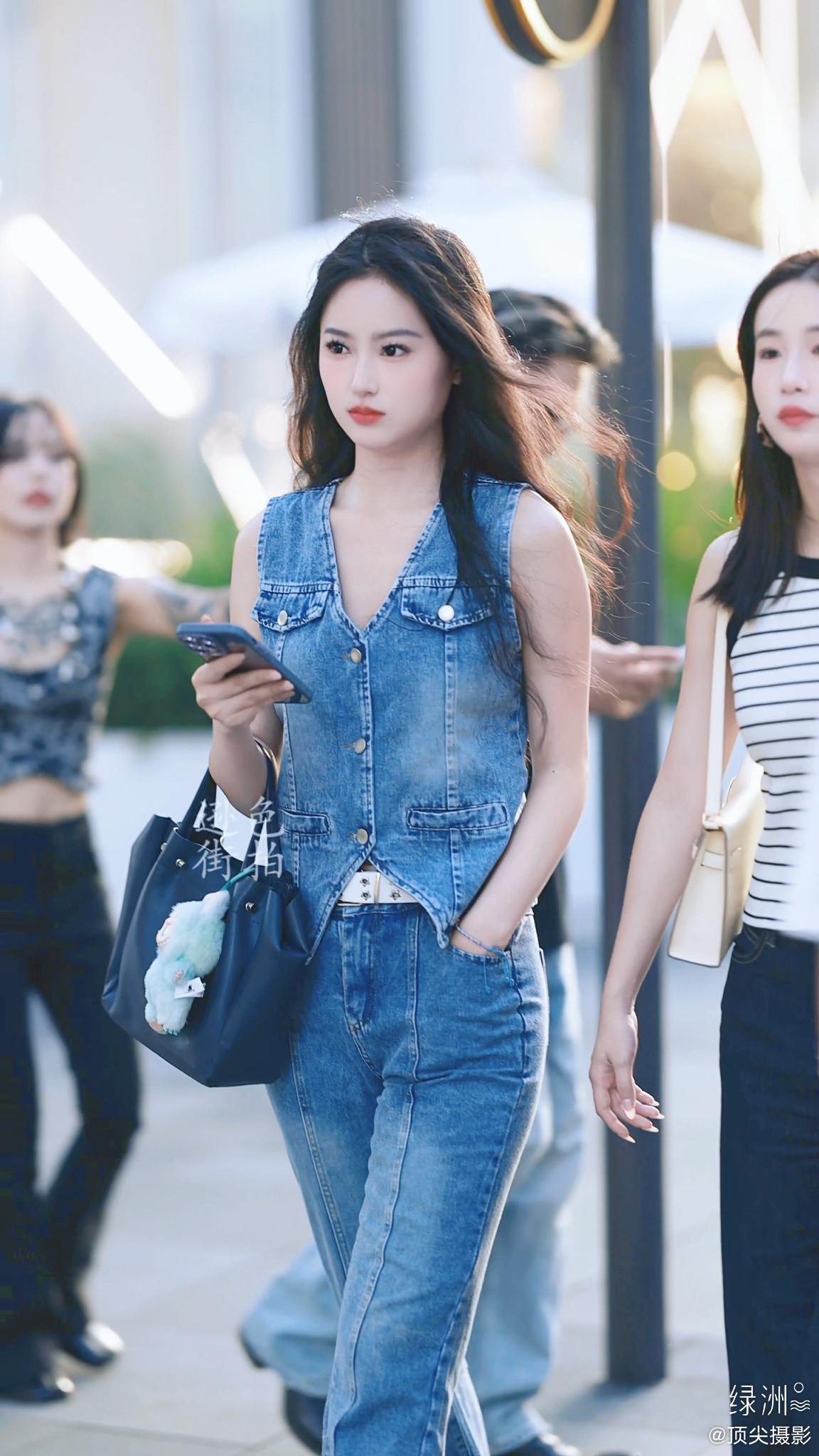 【成都街拍】靓丽。丨摄影拍照每日穿搭​​​​​​