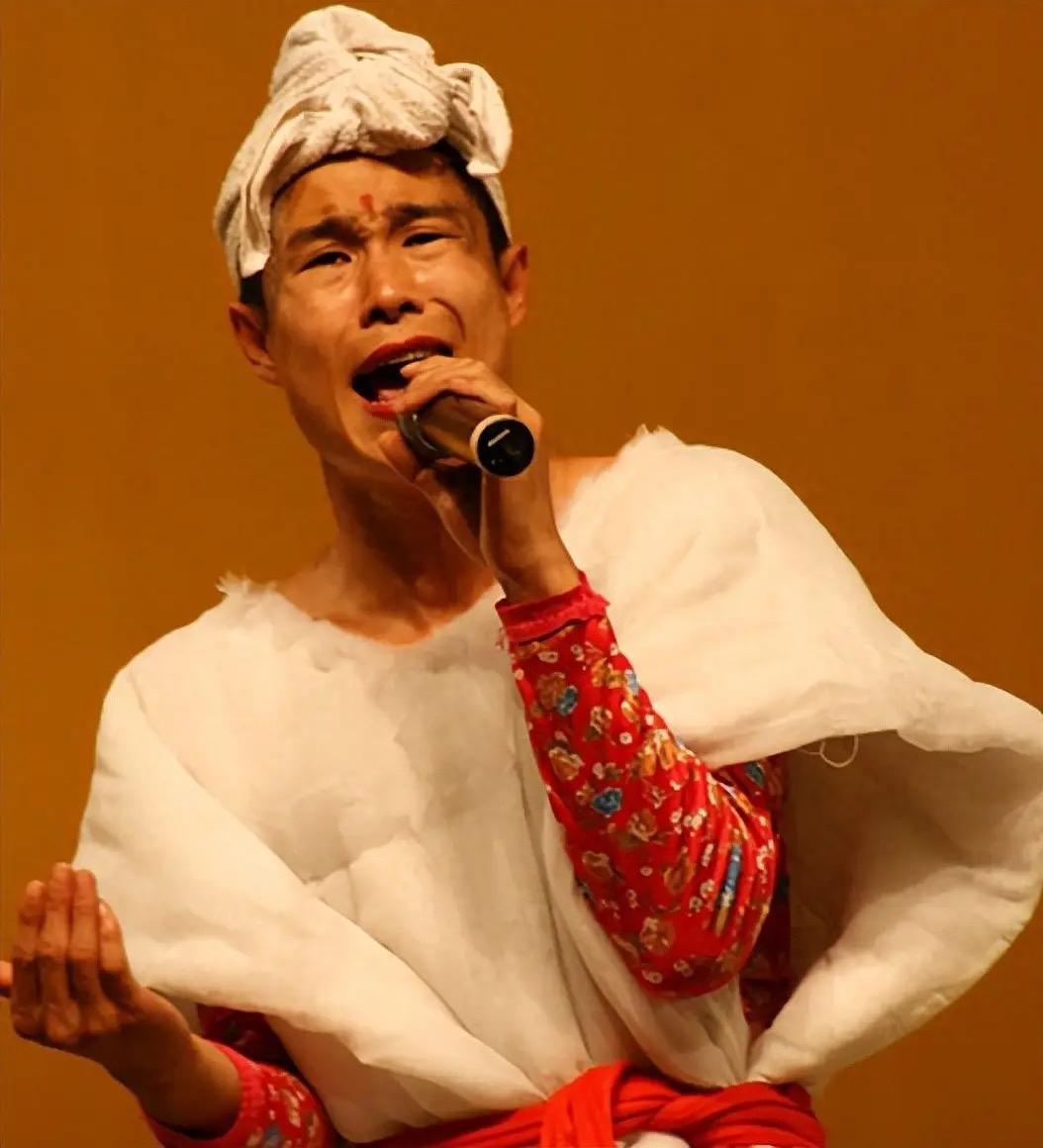 损失太大了。小沈阳演唱会做错了一个决定，惹怒了现场的歌迷。原本小沈阳演唱会的票价