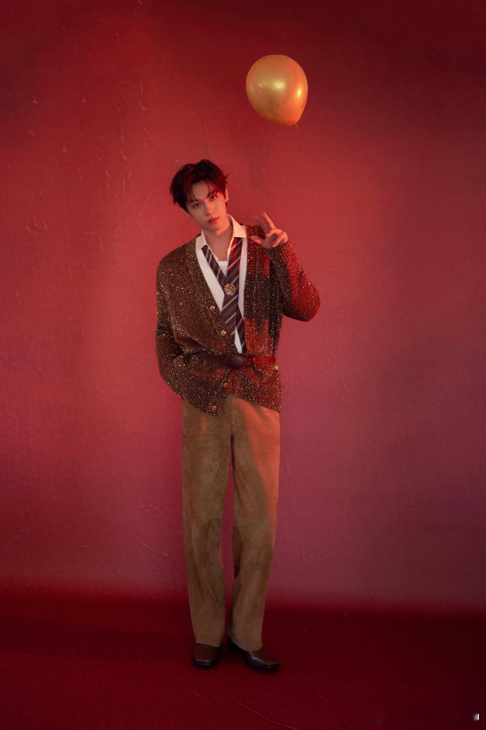 田栩宁元旦新动态，新的一年常见面