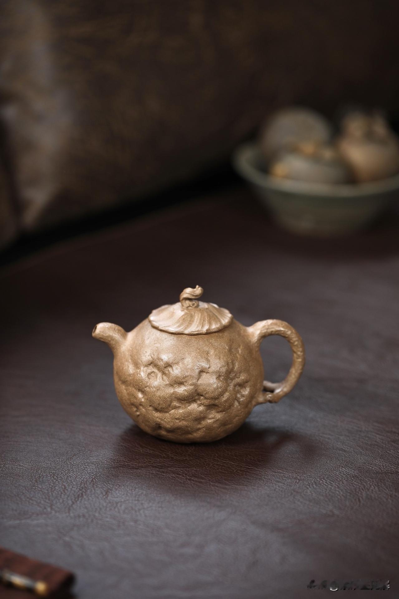 揭秘“茶山”背后的健康隐患，附清洗妙招很多壶友都听过一句“行话”：“壶宿杂气，