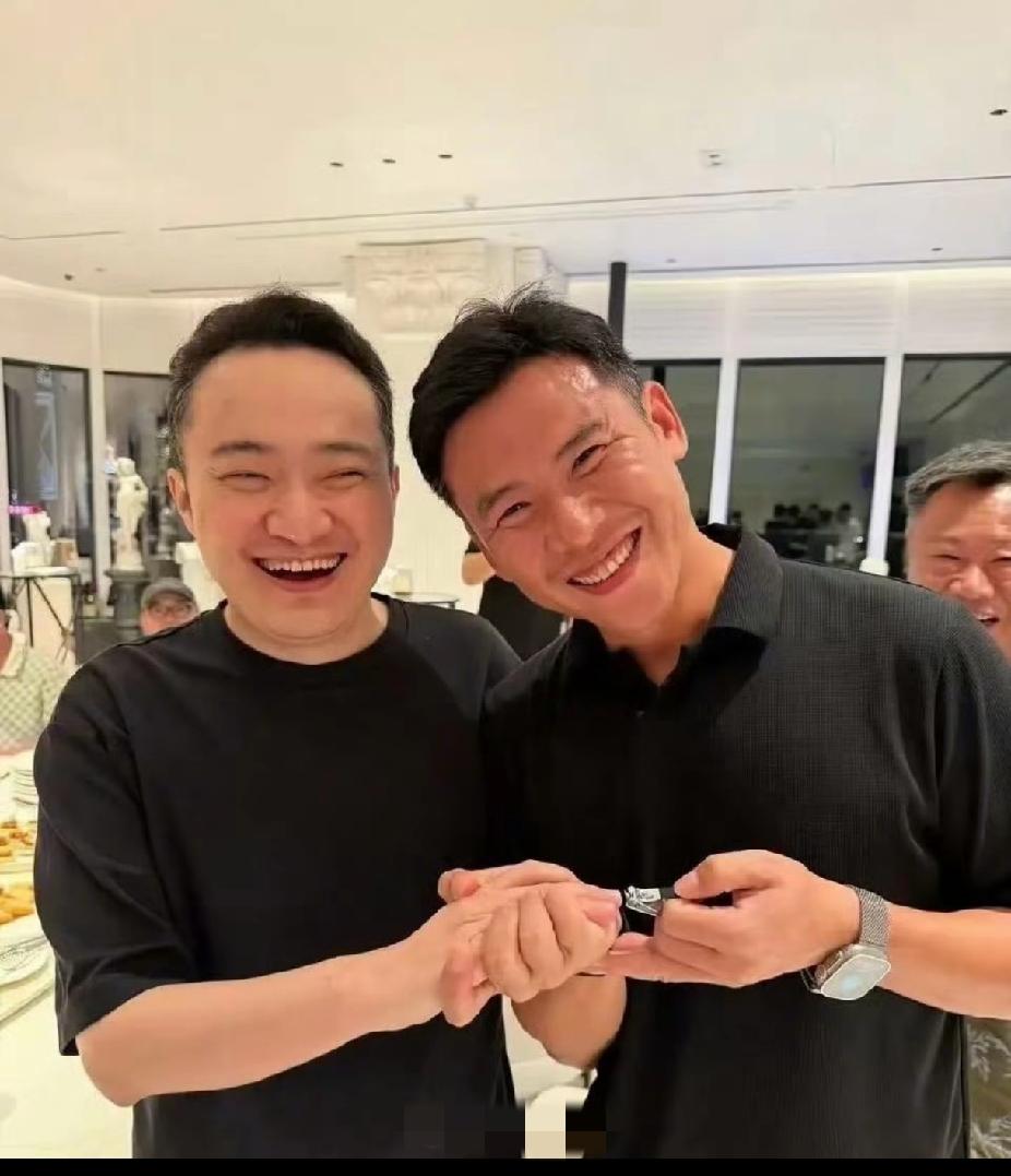 孙宇晨到底有多少钱？孙割的前前女友马佳佳，都被逼出来开始扒他了，讲了一件事，特
