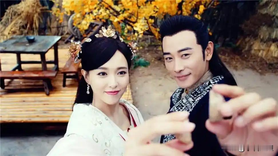 我敢断言，不仅连唐嫣自己都没想到，就是罗晋估计也哭笑不得——就因为和