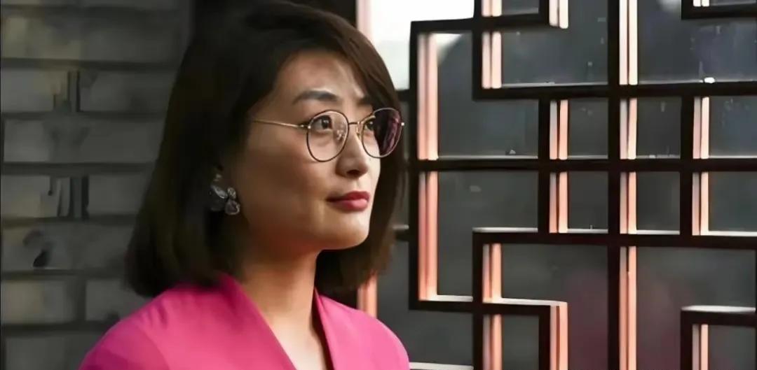 有人说宗馥莉的人生算什么大女主，大女主不应该是自己创业吗，当商二代算什么大女主？