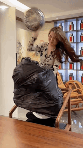 打的真过瘾，让你老欺负我！