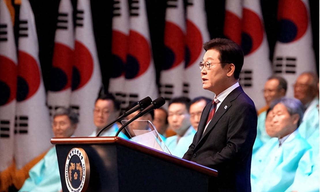 看过9.3阅兵式彩排后，韩国总统派特使团将紧急访华，有什么意图呢？当长安街的宁