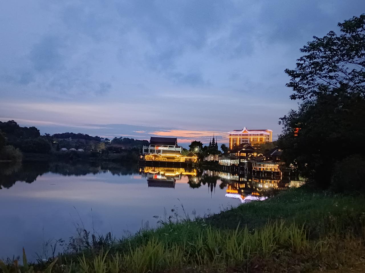 幼儿园—清华北大小学—985六年级—211初一—一本初三