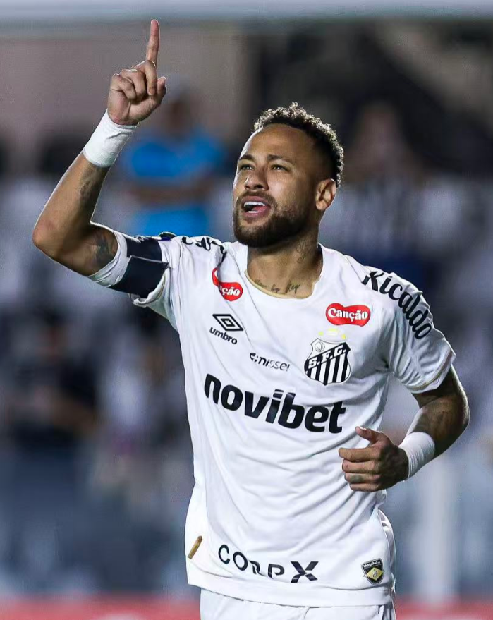 内马尔4分钟闪击破门，南美赛场这记“回魂刀”直接捅醒了所有看衰他的人！在桑托斯