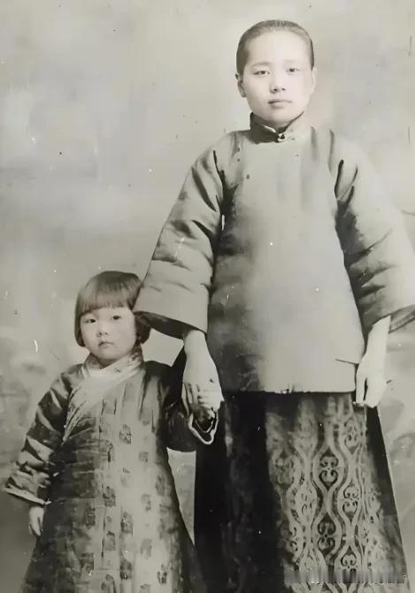 亲爹拿了一笔钱，把15岁的徐燕若卖进天津豪门杨家做妾，谁都没能料到，这个命运被随