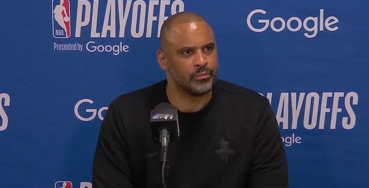 谁来管管乌度卡啊！赛后采访还在那说什么“知道KD受伤，提前准备好没有他的方案”