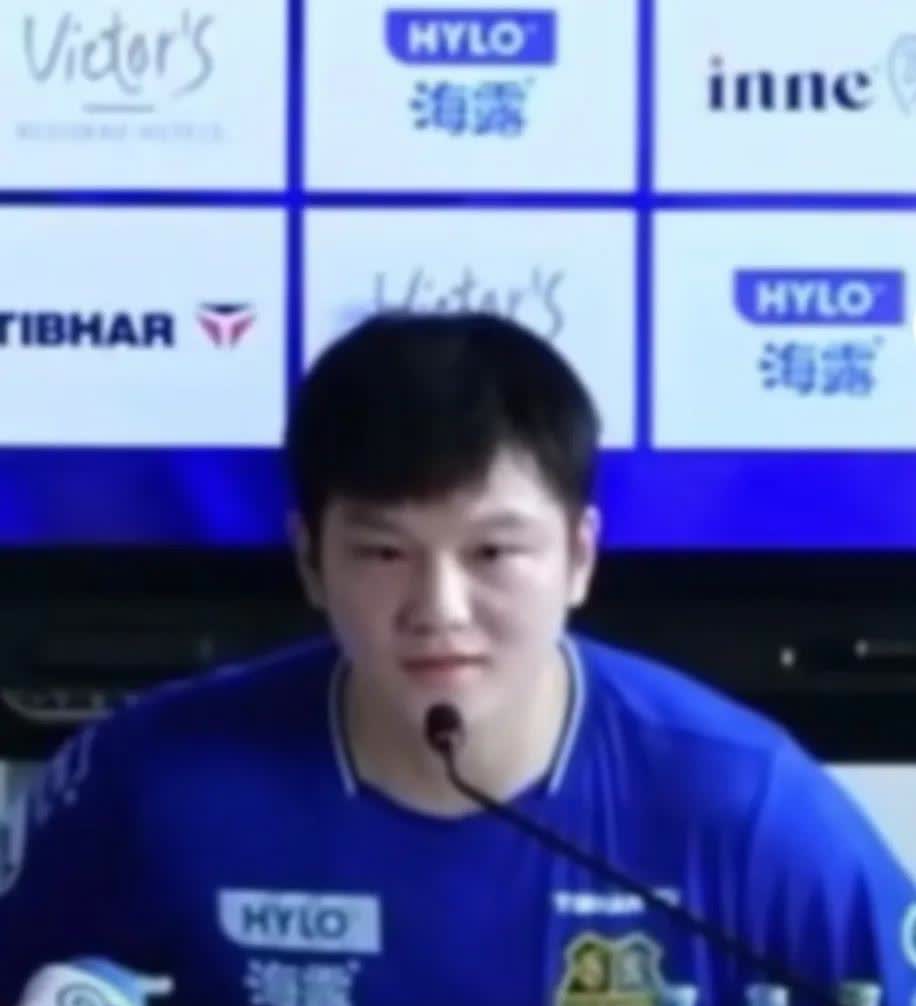 东哥敢于直面自己的观点记者：你已经在职业生涯中取得了这么多的成就，开启德