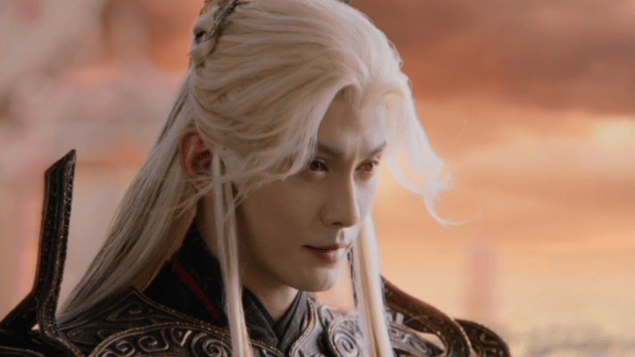 鬼牡丹的终极形态太会杀了！徐正溪的金发造型自带高光，大招释放的特效+演技双重暴击