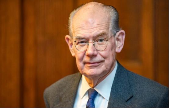 美国专家感叹“中国彻底赢了”，一万亿美元让他们心服口服。 中国商务部刚一公布