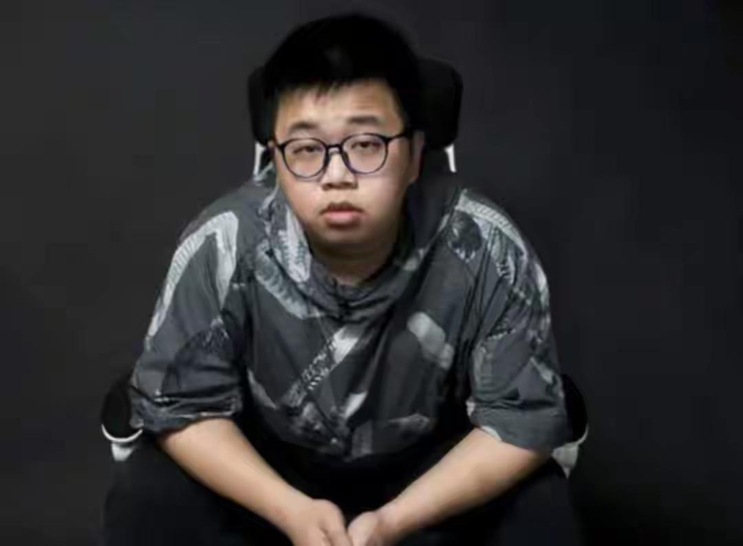 蓝战非不是仙人跳，被迫转账108万，被强迫采集精液。大使馆为蓝站非发声了，证明