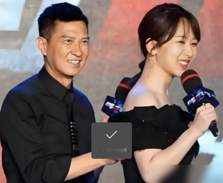 杨紫26岁那年，在片场跟张家辉说我是内地最红一线女星，影帝当场愣住，只回了句现在知道了。这不是炫耀，