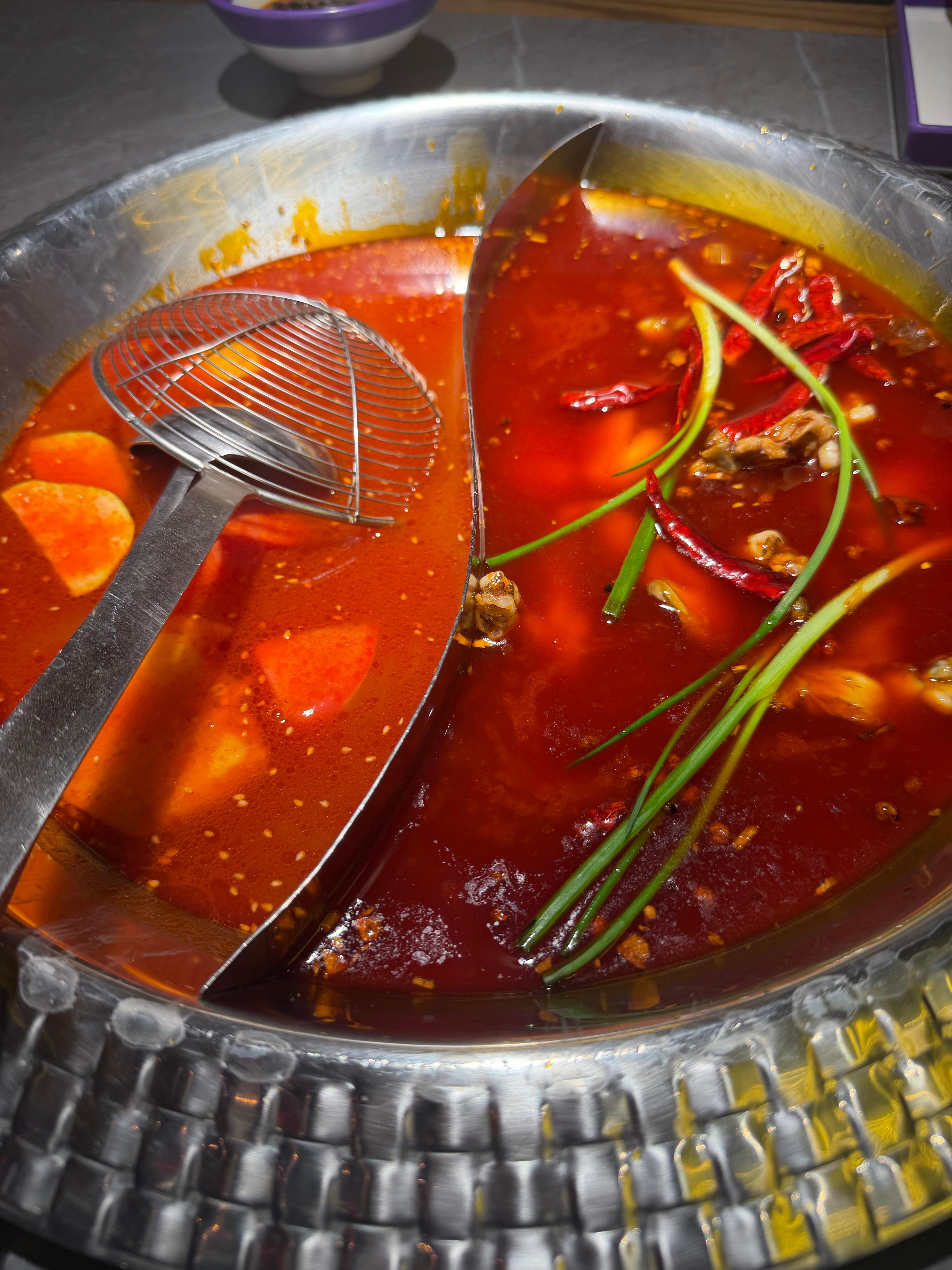 热烈庆祝今天体检，吃个火锅