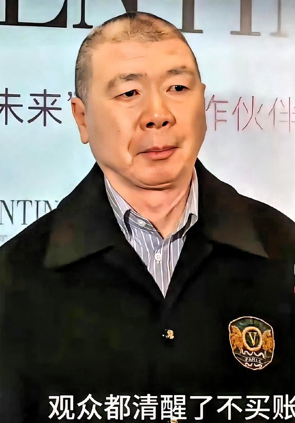《抓特务》上映11天，票房勉强过亿。隔壁《四渡》才上4天，已经九千多万，今晚必破