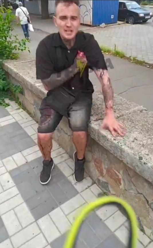 一名拉脱维亚小伙子昨天在泽连斯基的老家——乌克兰第聂伯罗州克里沃罗格市被当地征兵