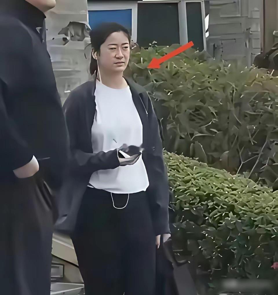 姚明的女儿，像谁？有点说不出来的感觉