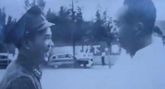 1957年，山东潍坊军分区司令员陈昌奉正准备吃午饭，一碗热气腾腾的饭刚端上桌，警