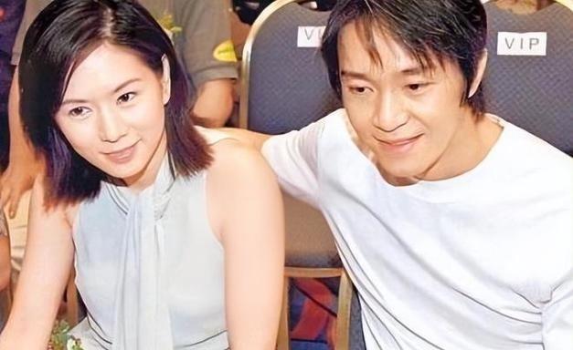 1992年，罗慧娟对周星驰说：“我们结婚吧，我给你生几个大胖子。”他没抬头，只吐