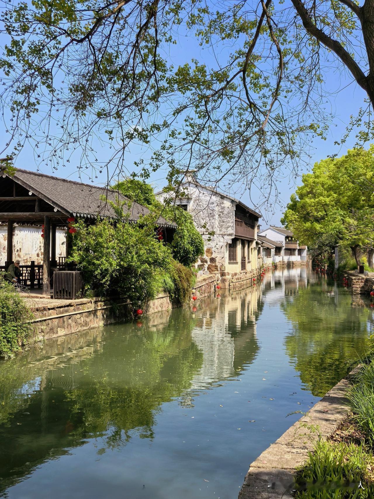 典型的江南水乡古镇之一，三地交界处，小桥流水家。