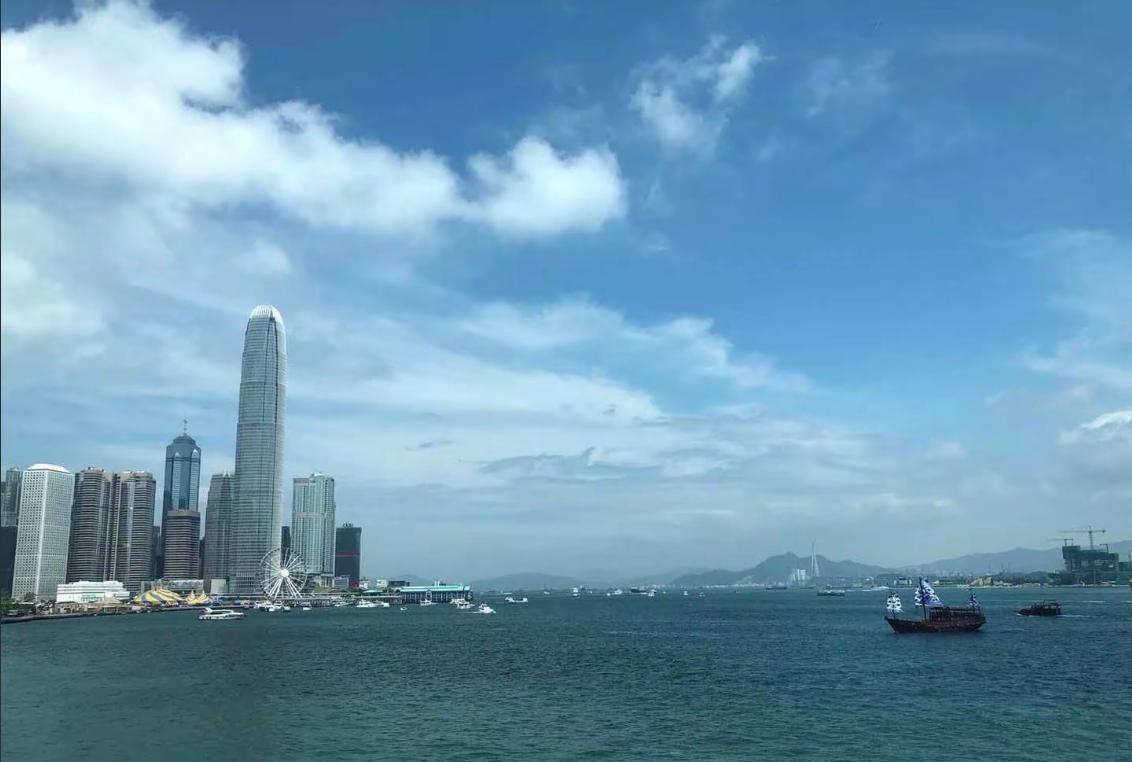 冥冥之中自有天意，你能刷到，不是偶然。从你出生的那一刻，你端什么碗，吃什么饭，会