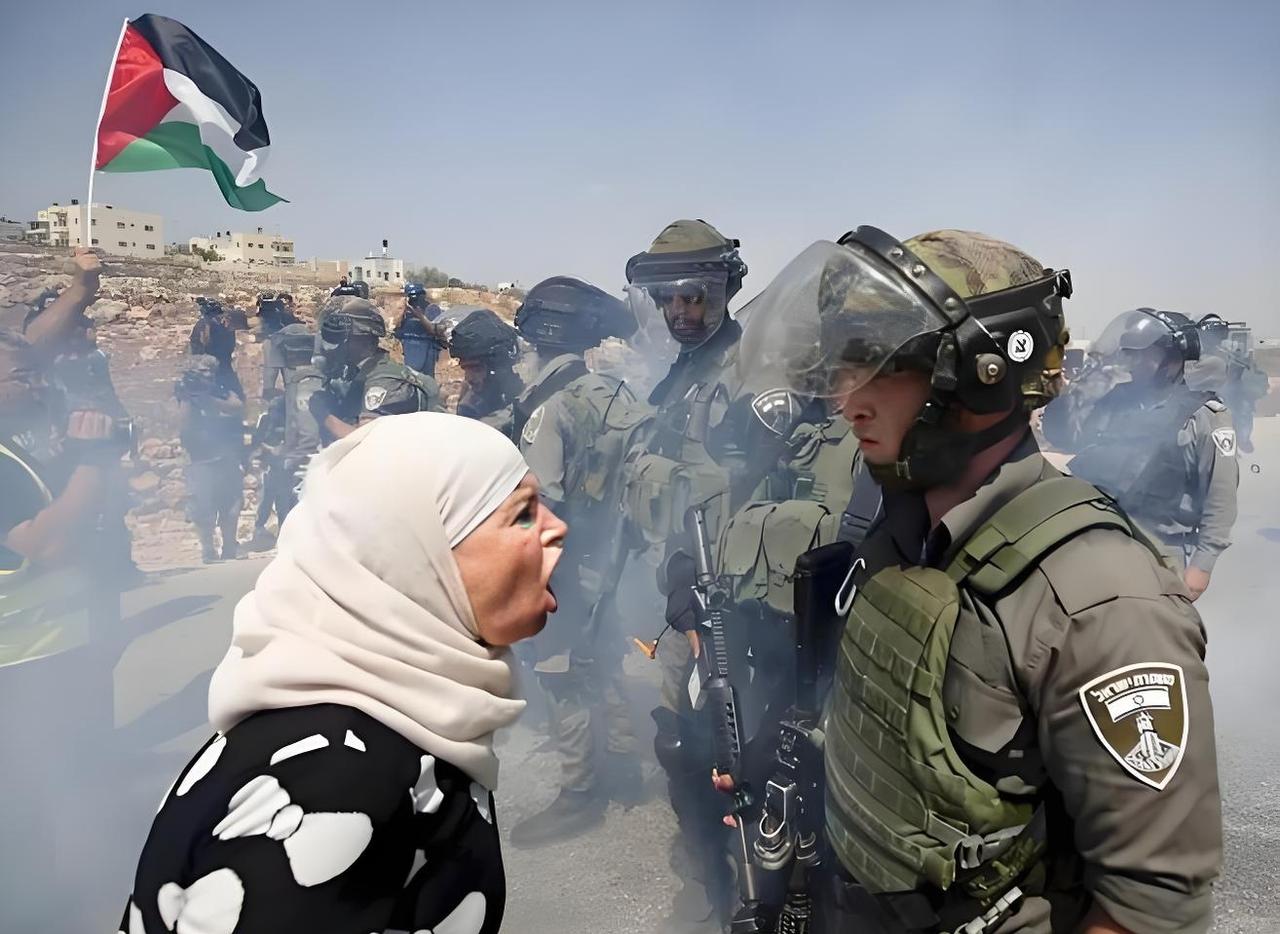 仗打近一月，以色列吹了几十年的“中东小霸王”牛皮，彻底被戳破炸碎！前一秒还