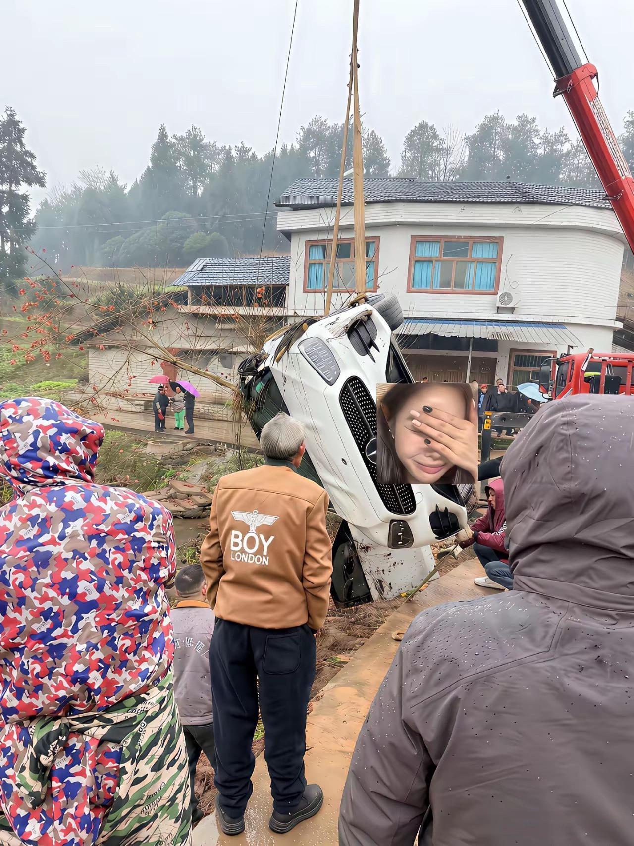 这全村都知道你买了奔驰