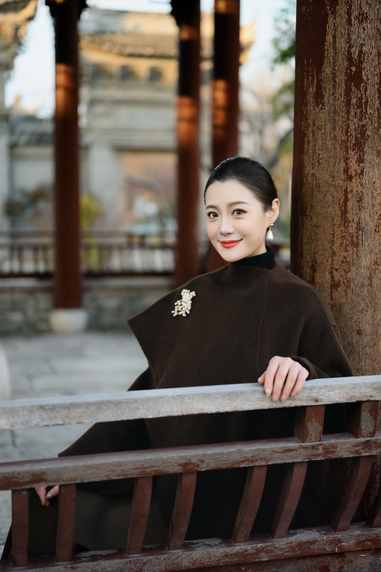 优雅自信穿搭分享