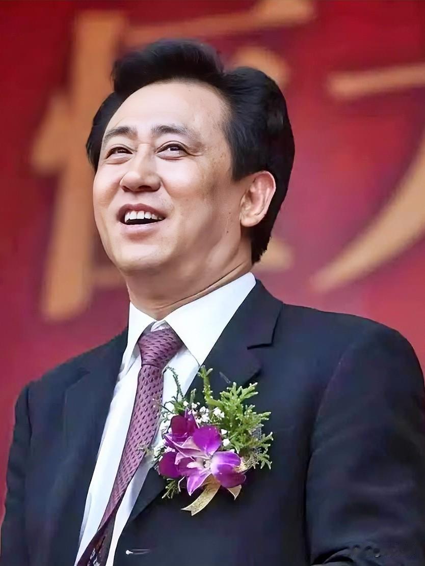 很多人对王健林和许家印的评价是：一个聪明，一个鲁莽！其实，没那么简单！他们两