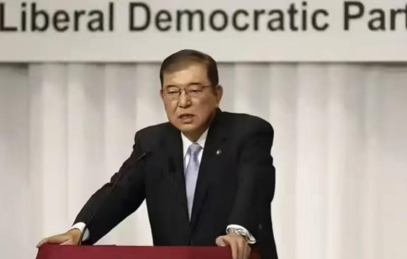 日本人为了“长个子”折腾了半个多世纪，曾靠一杯牛奶、一片牛排把全国身高拔高了十几