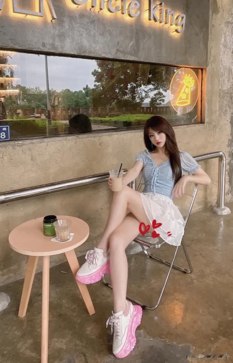 就是喜欢嘚瑟哈哈