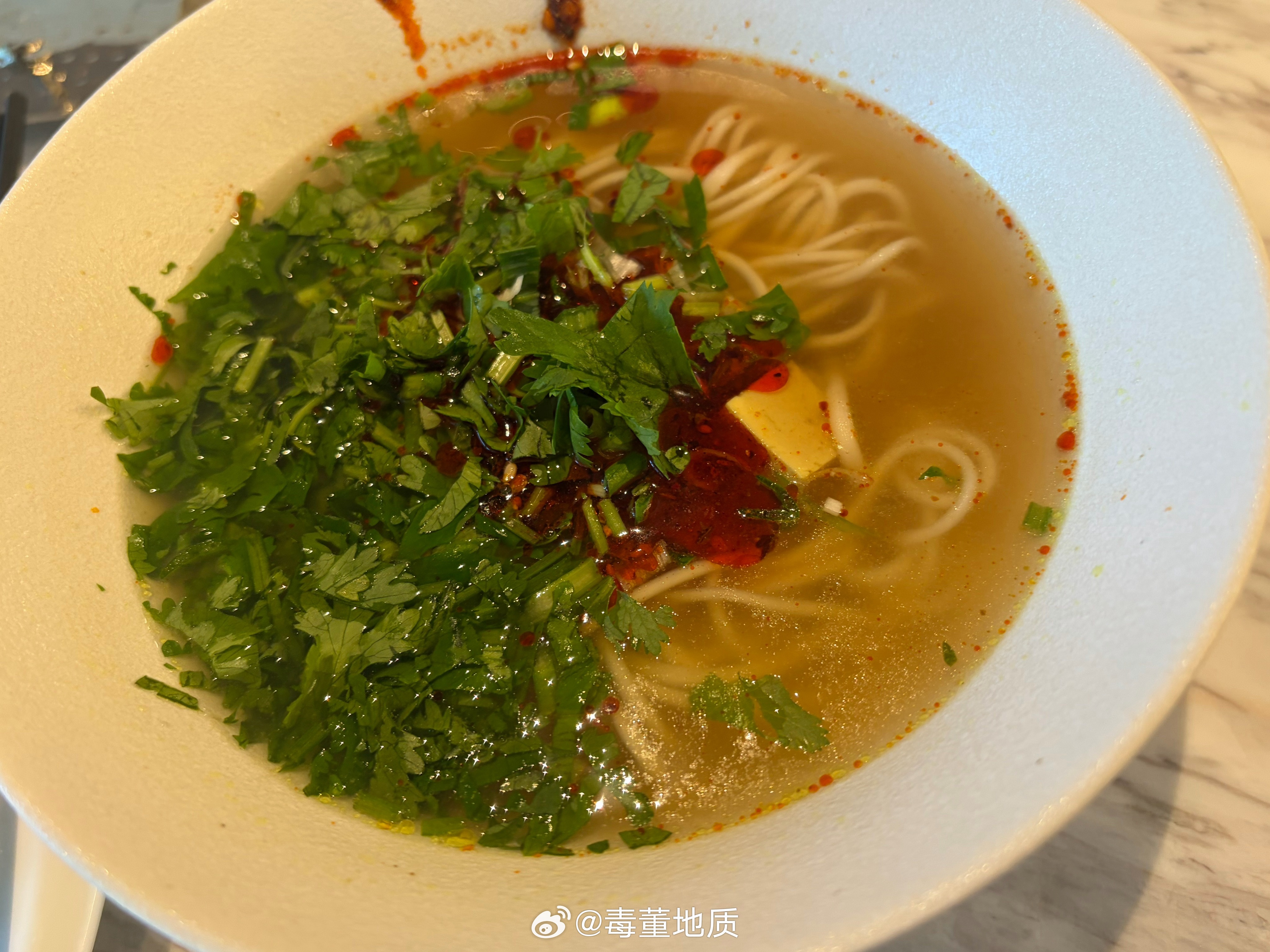 知道为什么说保持饥饿感非常重要了一天两顿饭合适，早餐8点，下午4点。今天早
