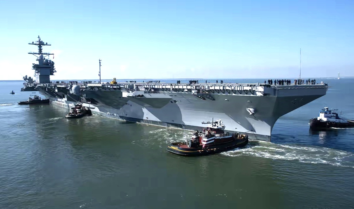 代替尼米兹的肯尼迪航母海试
