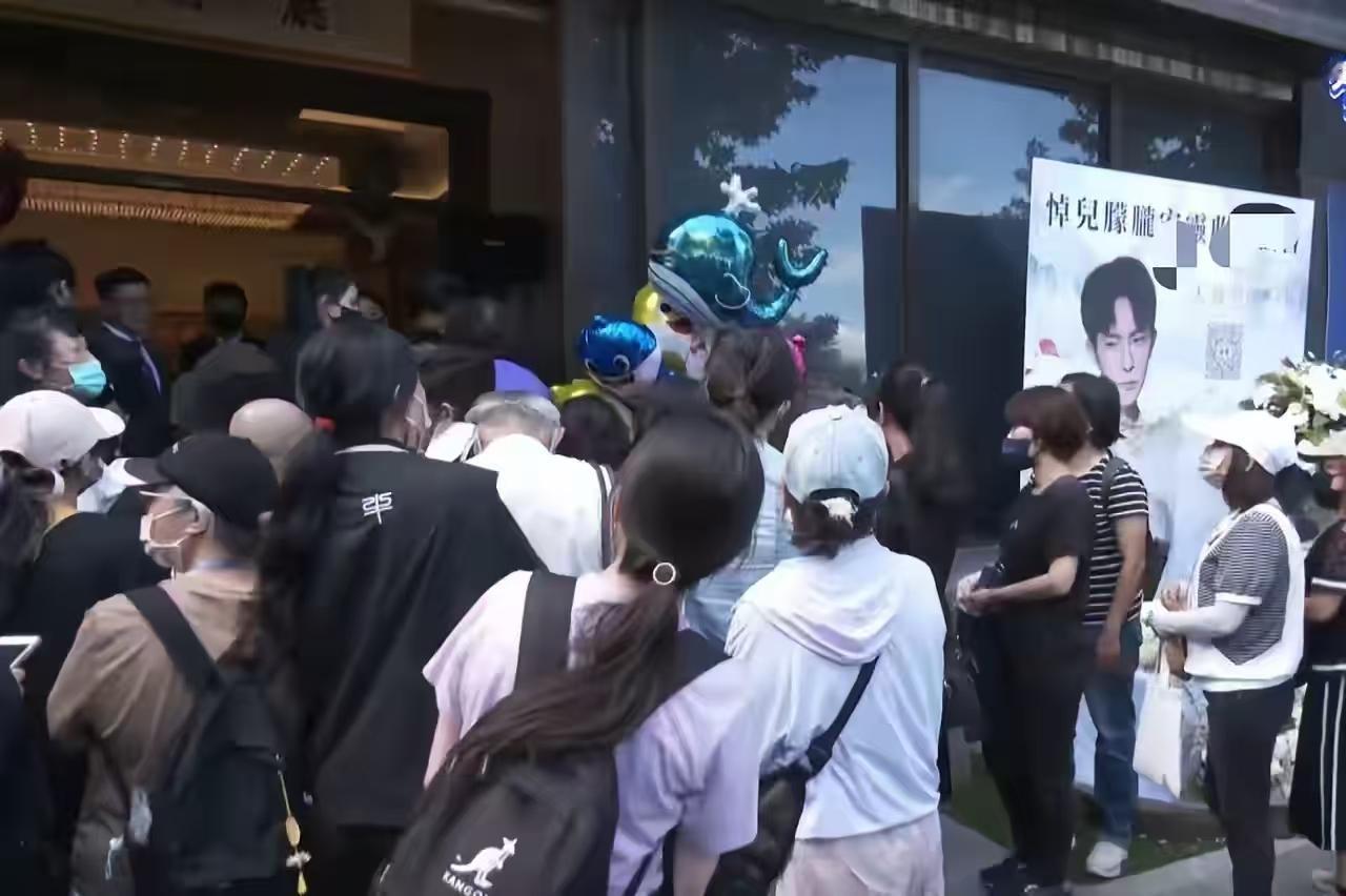 路人粉也被孙爸爸戳中泪点了，这哪是痛心啊，分明是深入骨髓的后悔！干干净净的