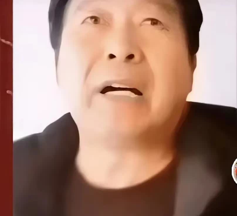金果儿民间观察不愧是杜某枝的铁杆粉丝，左膀右臂，杜某枝现在日子不好过呀，彻夜不眠