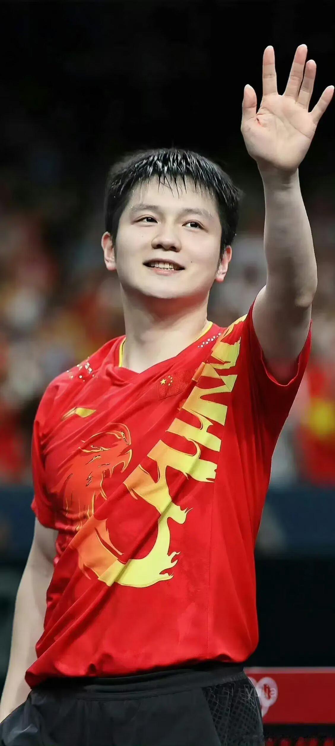 别再拿“使命”逼樊振东了！网上天天喊“樊振东必须义不容辞回来”，听着热血，