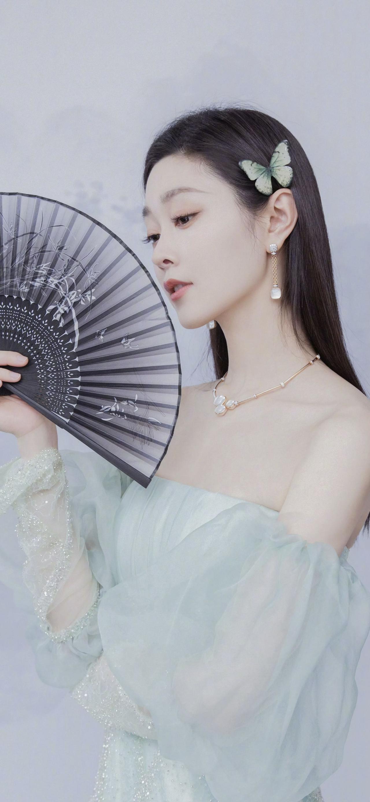 美女壁纸-第6226期-宋轶