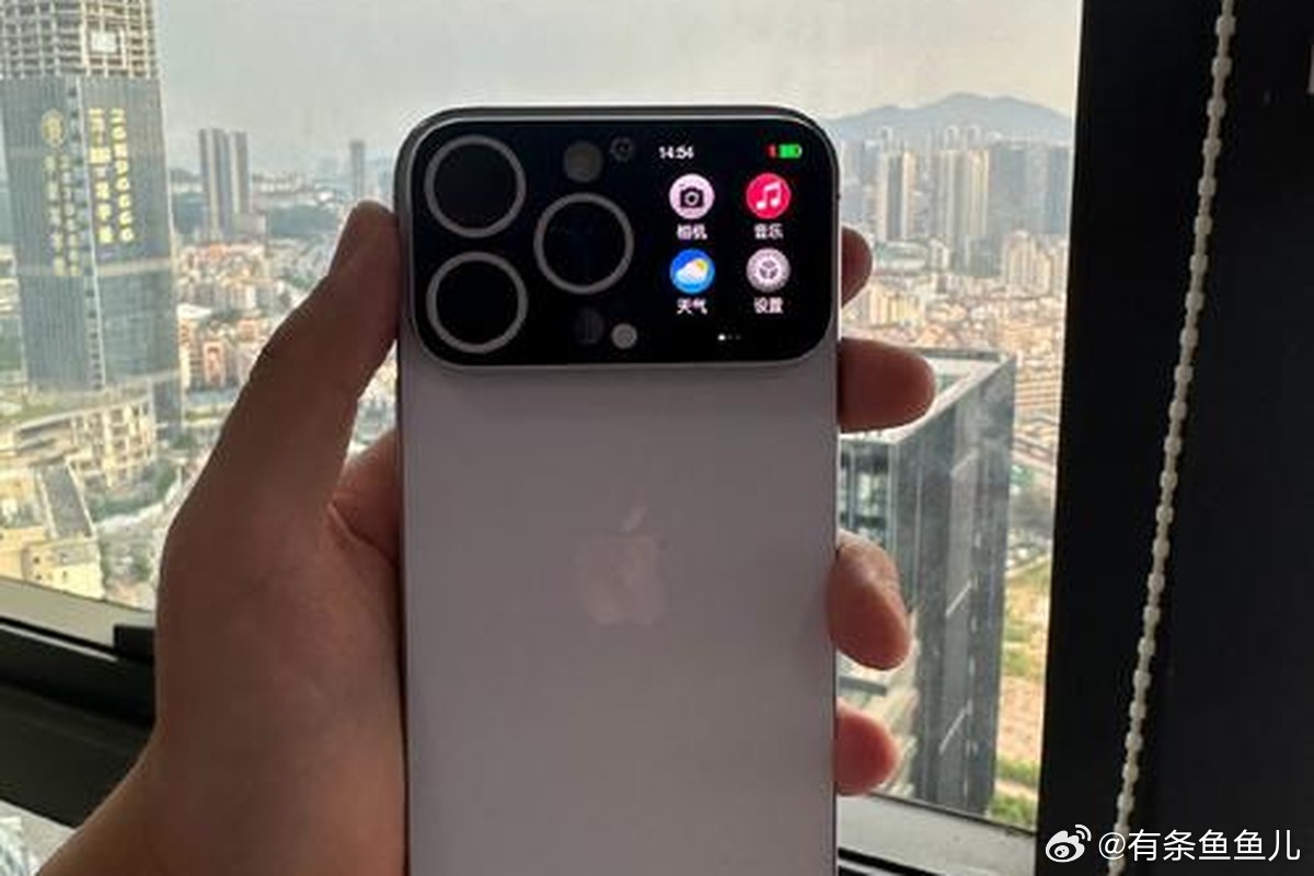 iPhone18Pro的扬声器爆音,毛病多半不在喇叭上。Reddit和MacRumors的帖里,触发