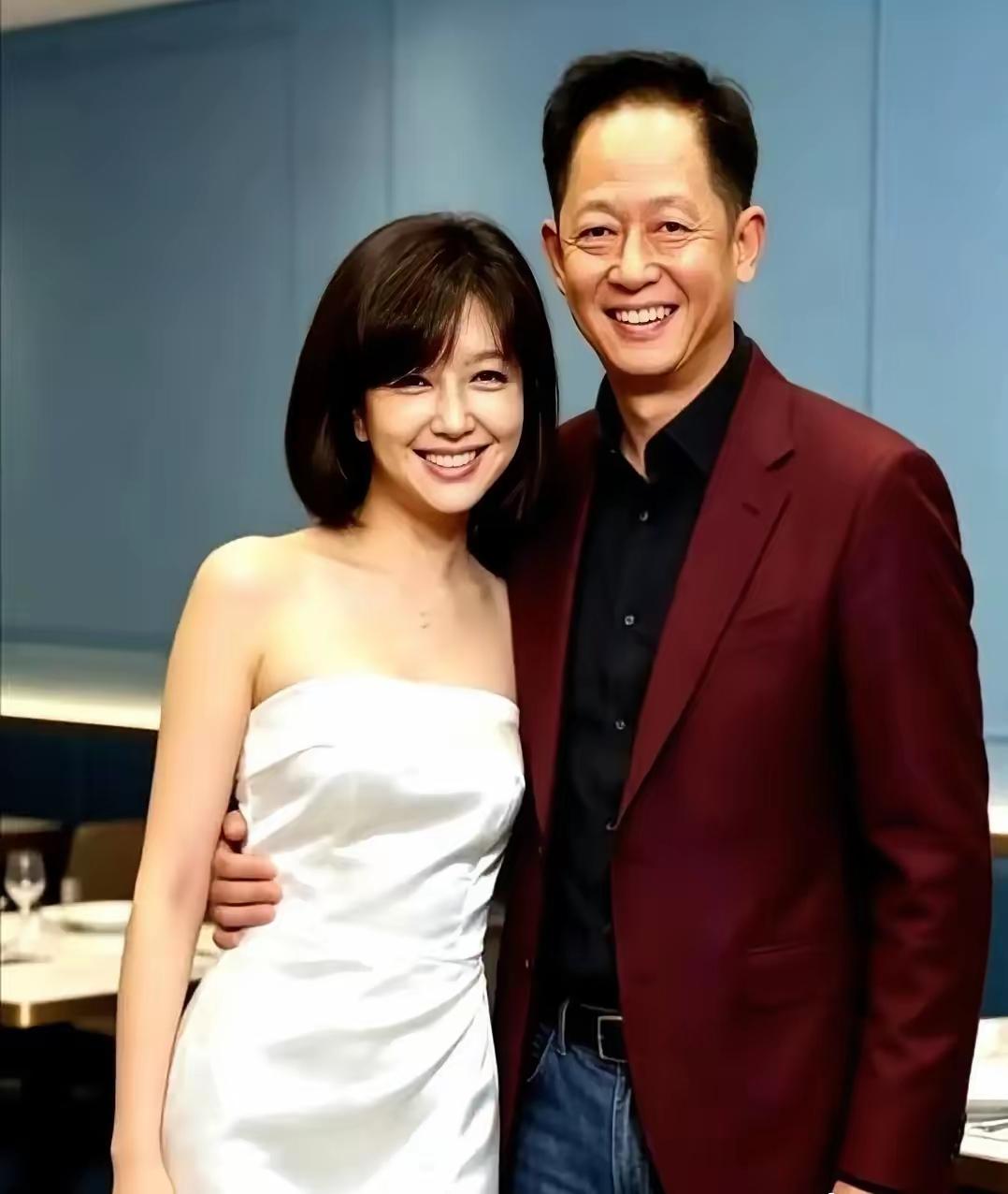 王志文江珊五次演夫妻，半生默契终是挚友“咱俩都演了五回夫妻，你就没想过真跟