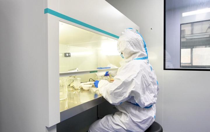 餐前烫碗，是仪式感还是真管用？答案太真实了！很多人在外吃饭，坐下第一件事就是