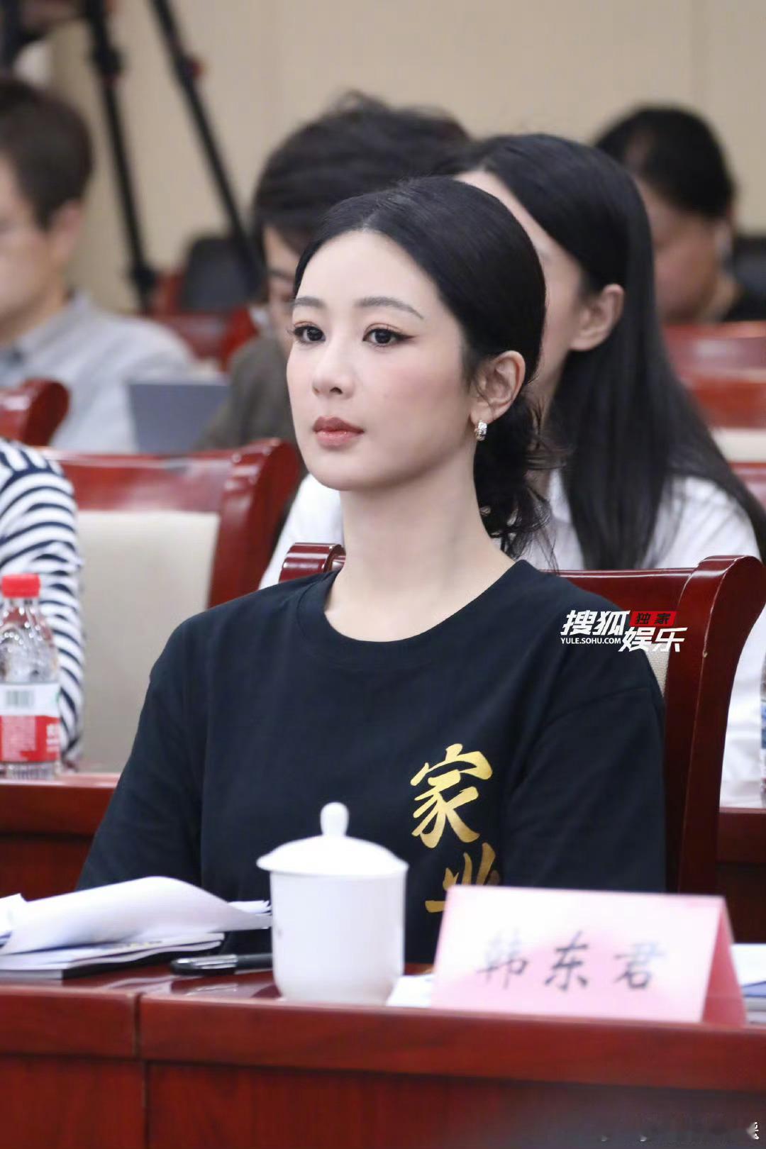 电视剧女心理师你走过的路，会成为回忆里的风景；你所有经历，会成为你的财富；你曾