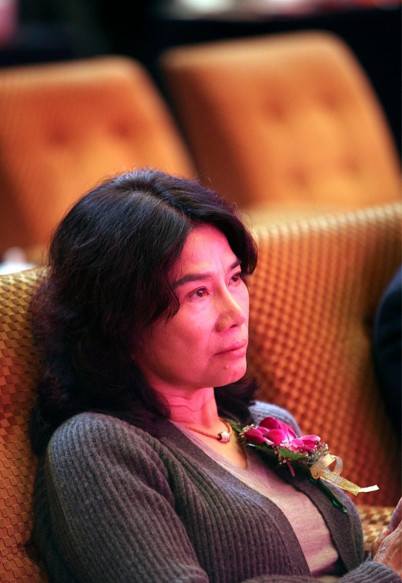 早有心理准备!格力营业收入和净利润双降,但是我是可以接受的,不能指望格力业绩永远