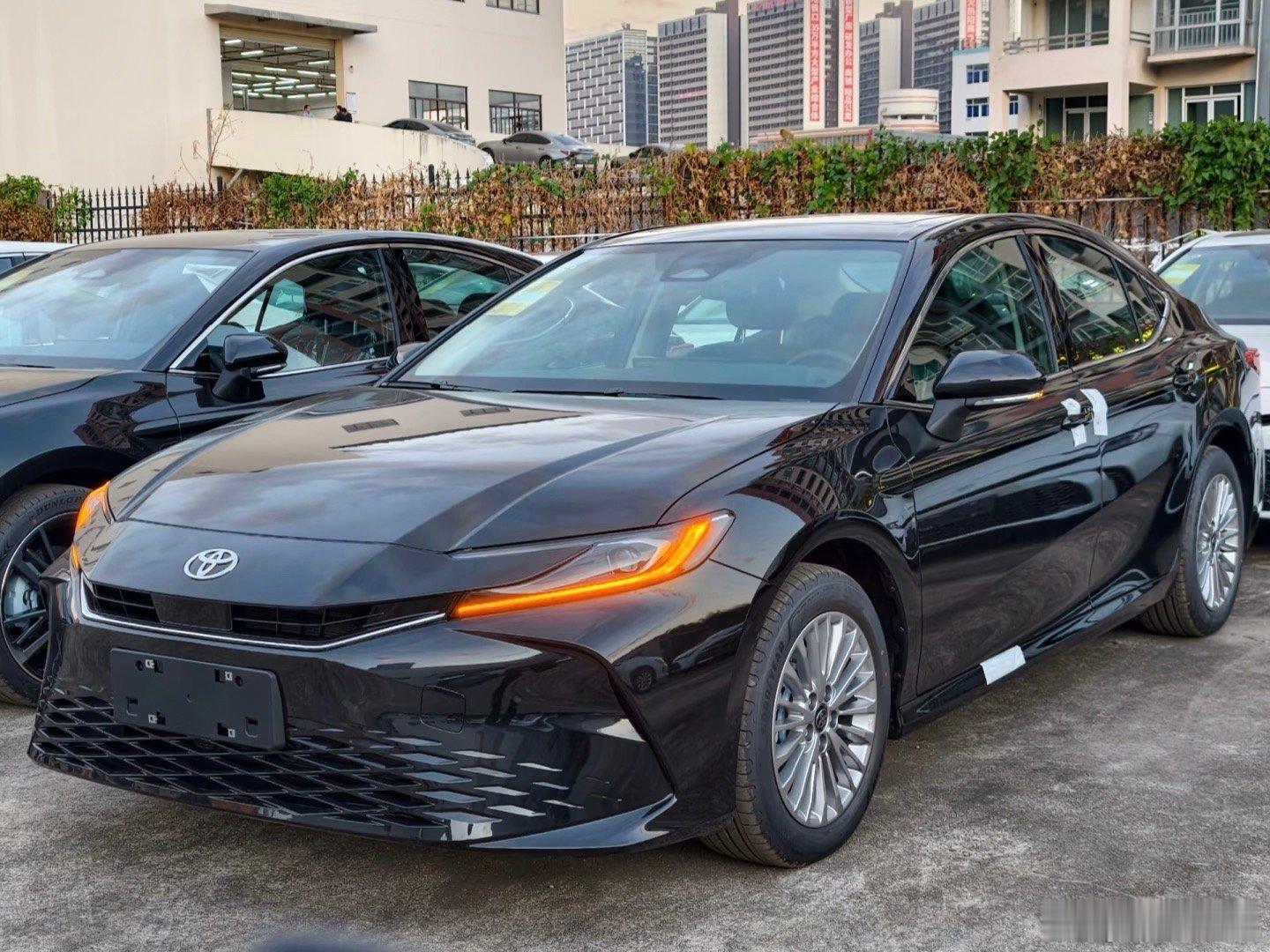 想通了，最近准备买台凯美瑞，打算晚上下班后和周末不上班的时候，出去跑跑网约车、补