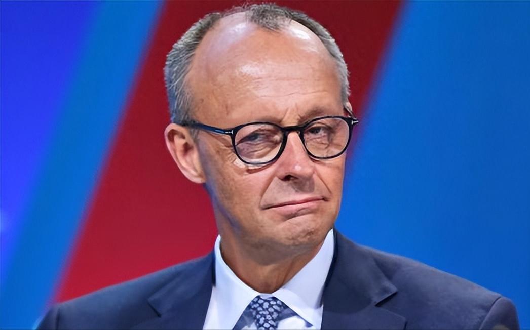 默茨绞尽脑汁想出对华毒计！26国都懵了：特朗普都不敢这么做！刚结束的2026年