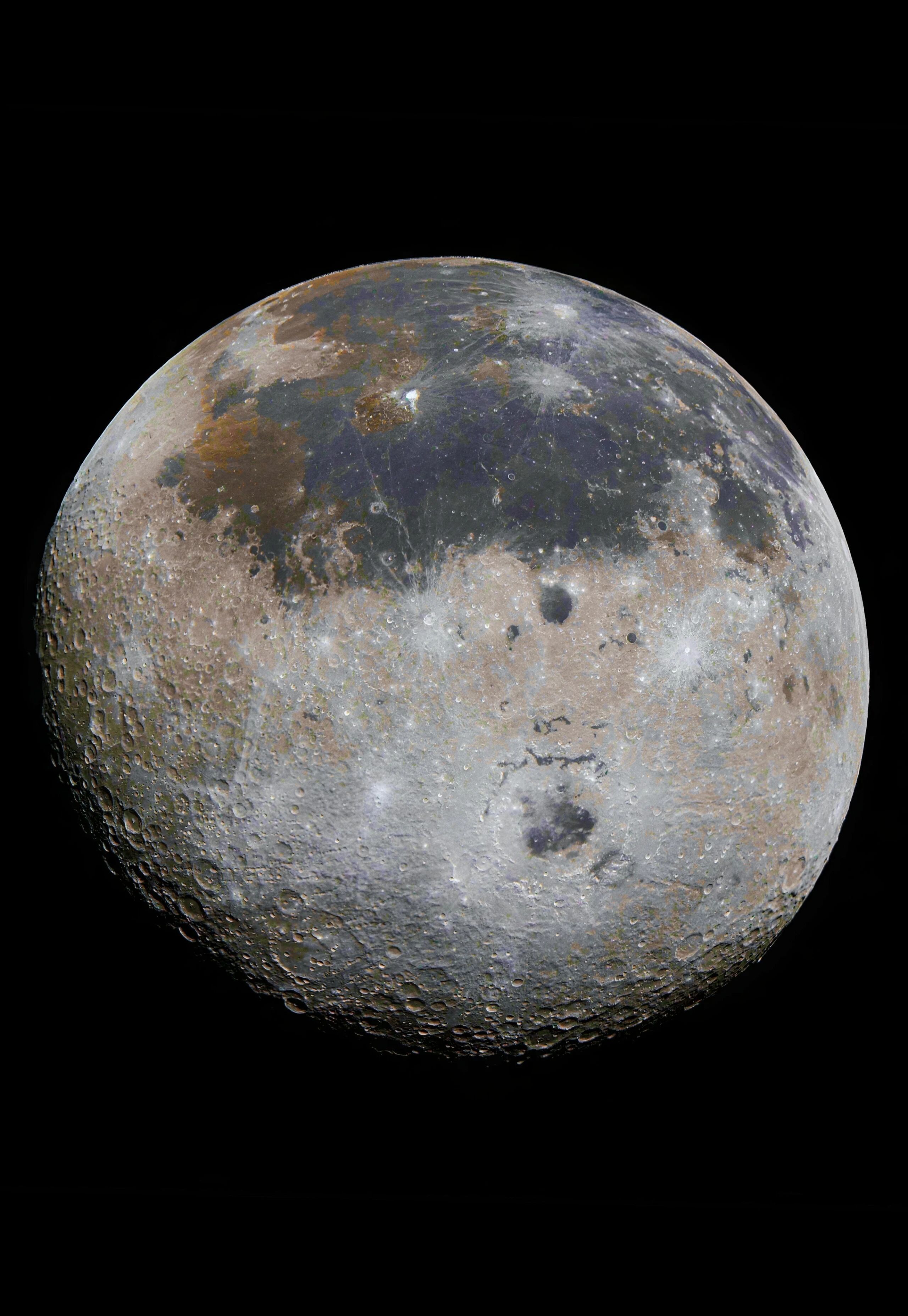 照片！【经数字处理的阿尔忒弥斯2号阿尔忒弥斯2号任务拍摄的月球航天背面照片】